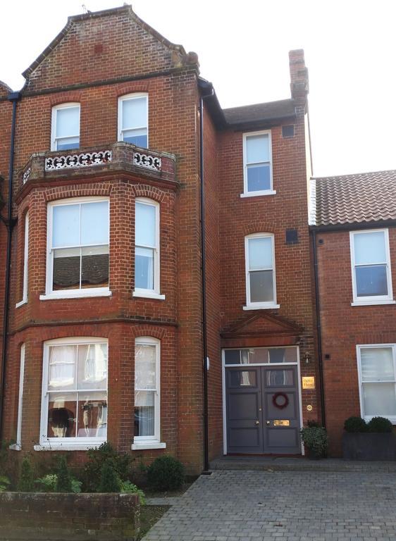 Ogilvy House Bed and Breakfast Cromer Exteriör bild